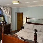 Nore View House *