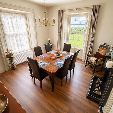Nore View House